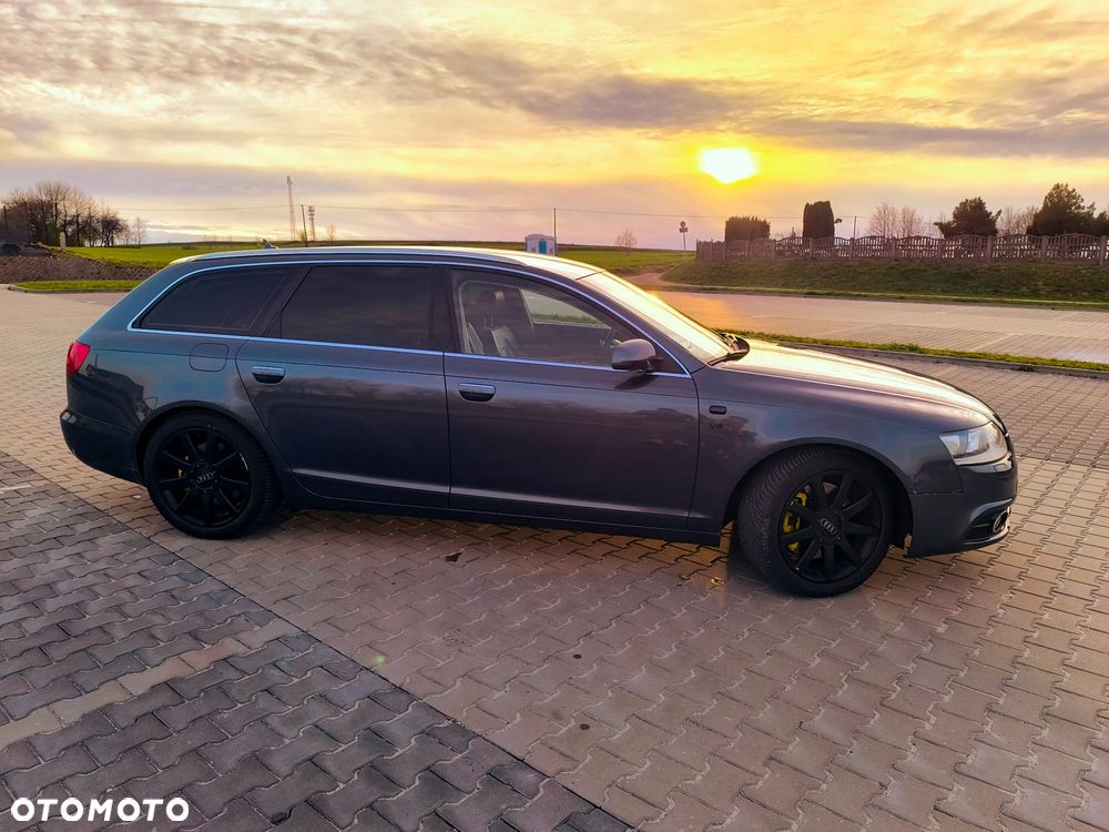 Audi A6 Avant 4.2 quattro tiptronic - 25