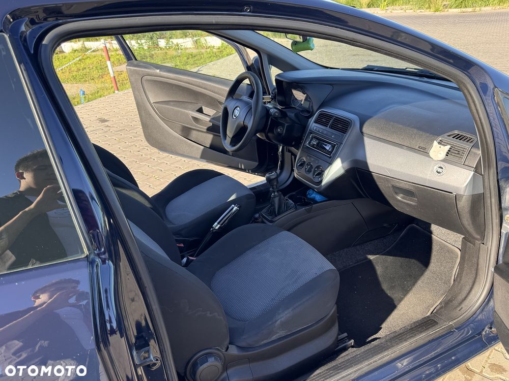Fiat Grande Punto - 6