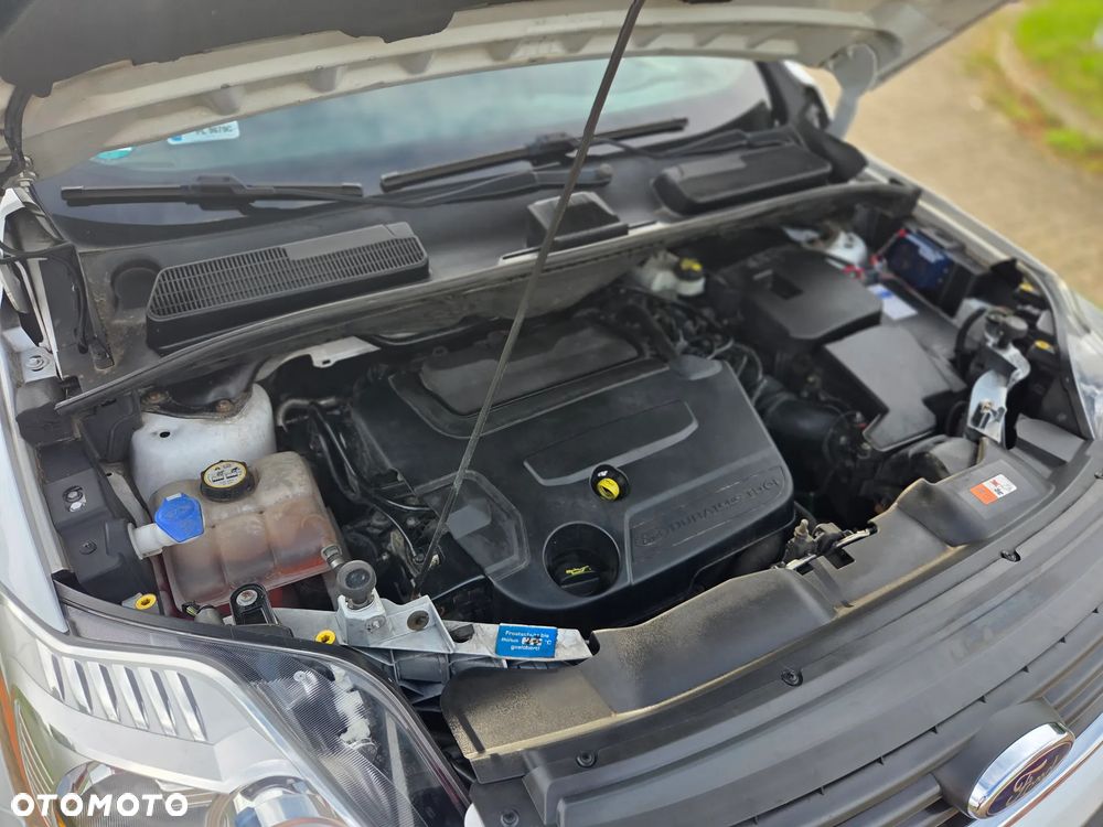 Ford Kuga - 7