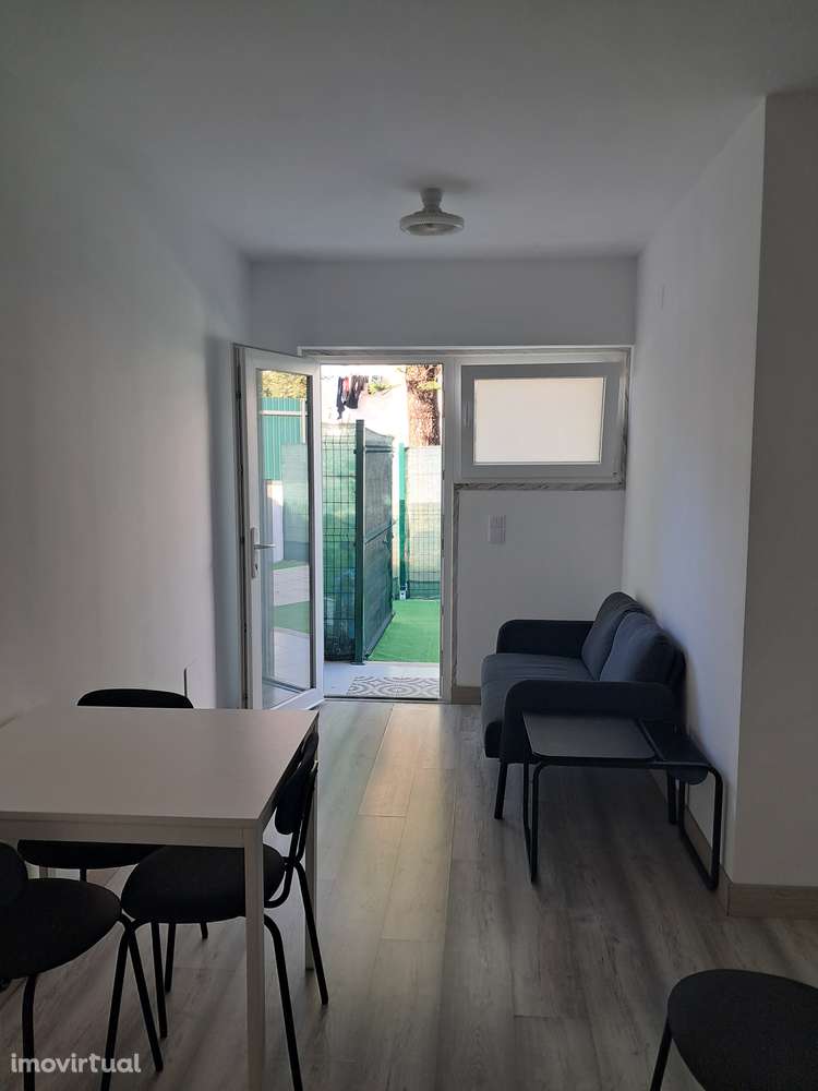 Quarto individual em loft com máquinas e perto de serviços - Grande imagem: 5/10