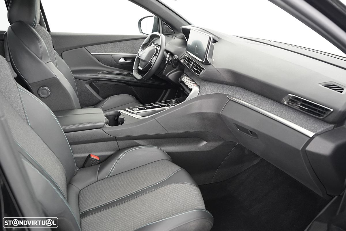 Peugeot 5008 1.5 BlueHDi Allure Pack EAT8 - 22