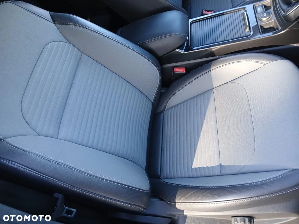 Ford Kuga 2.0 TDCi FWD Trend - 15