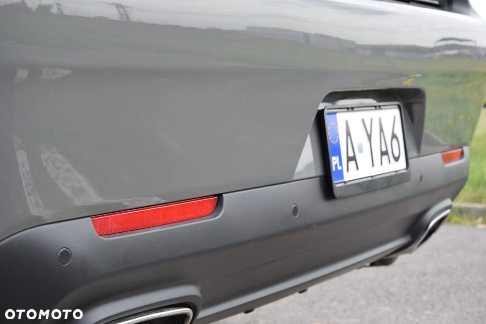 Dodge Challenger - 14