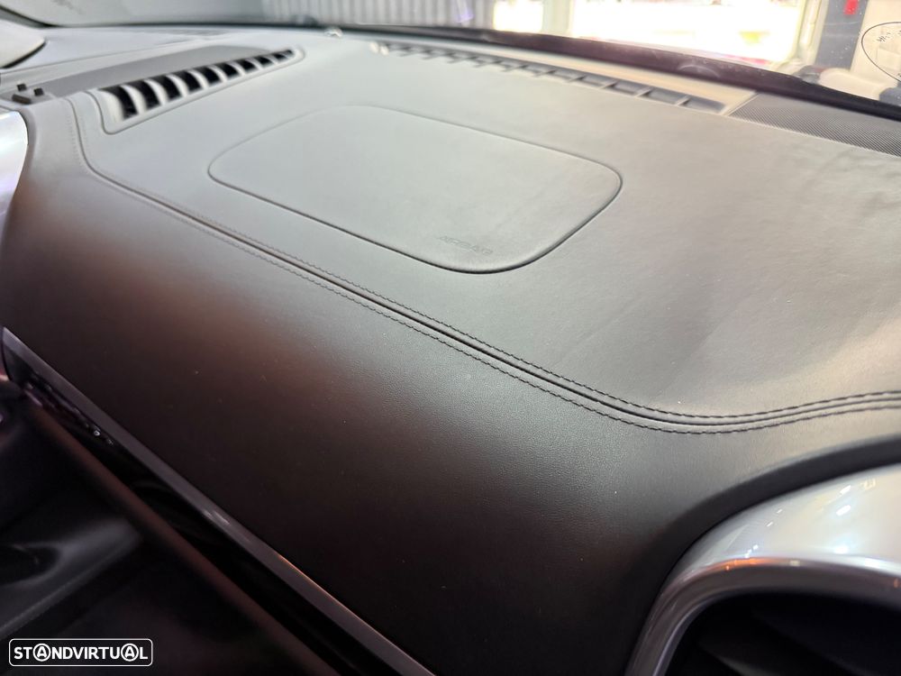 Porsche Cayenne Diesel Tiptronic S - 25