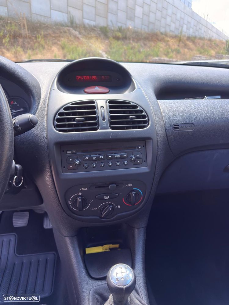 Peugeot 206 1.4 HDi XR - 9