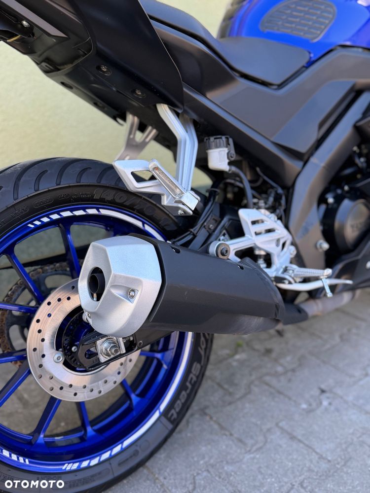 Yamaha YZF - 14