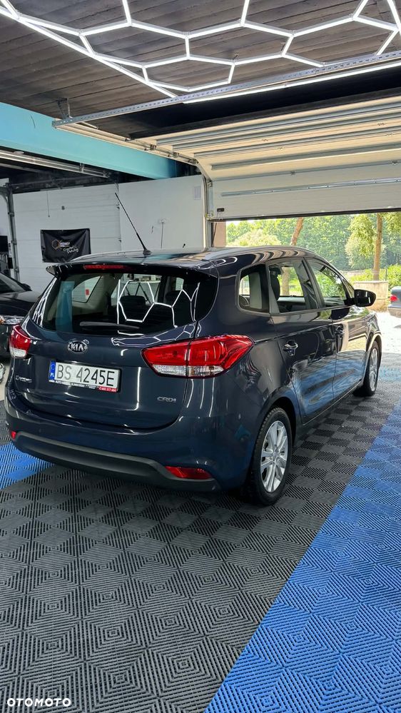 Kia Carens 1.7 CRDi Edition 7 - 9