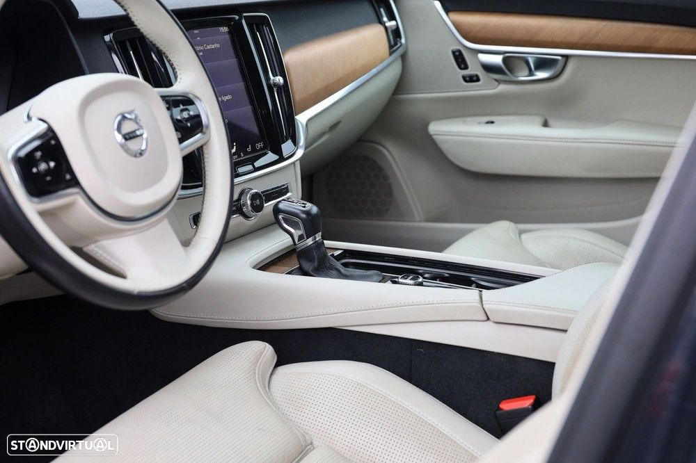 Volvo S90 2.0 D5 Inscription AWD Geartronic - 9