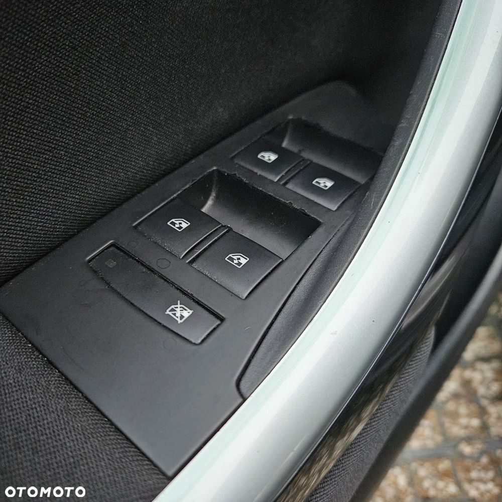 Opel Astra 1.6 ENERGY - 22