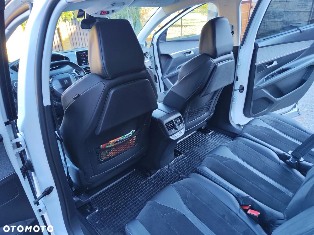 Peugeot 5008 - 16