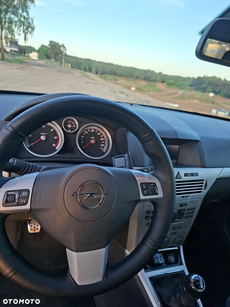 Opel Astra 1.7 CDTI Sport - 12