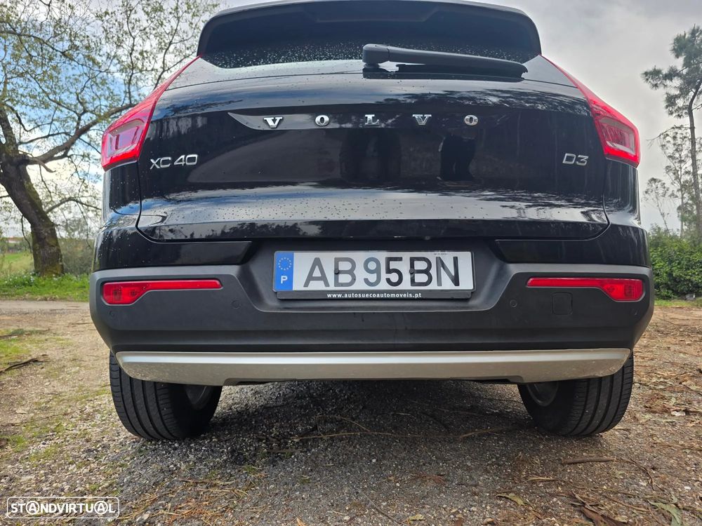 Volvo XC 40 2.0 D3 Momentum Core - 30