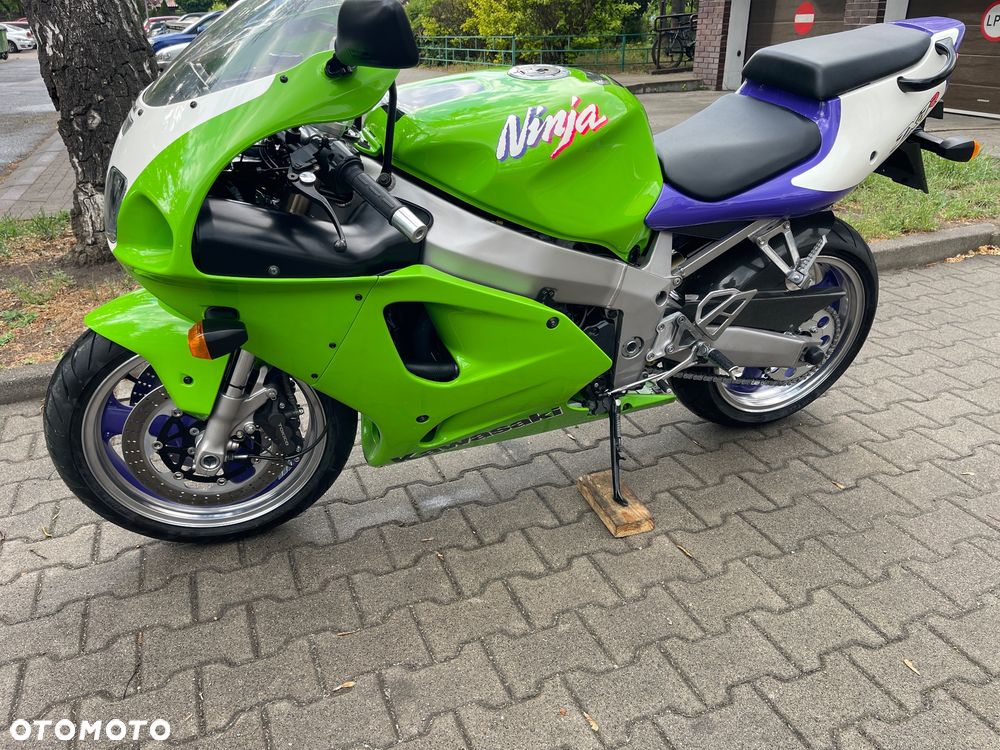Kawasaki ZX - 4