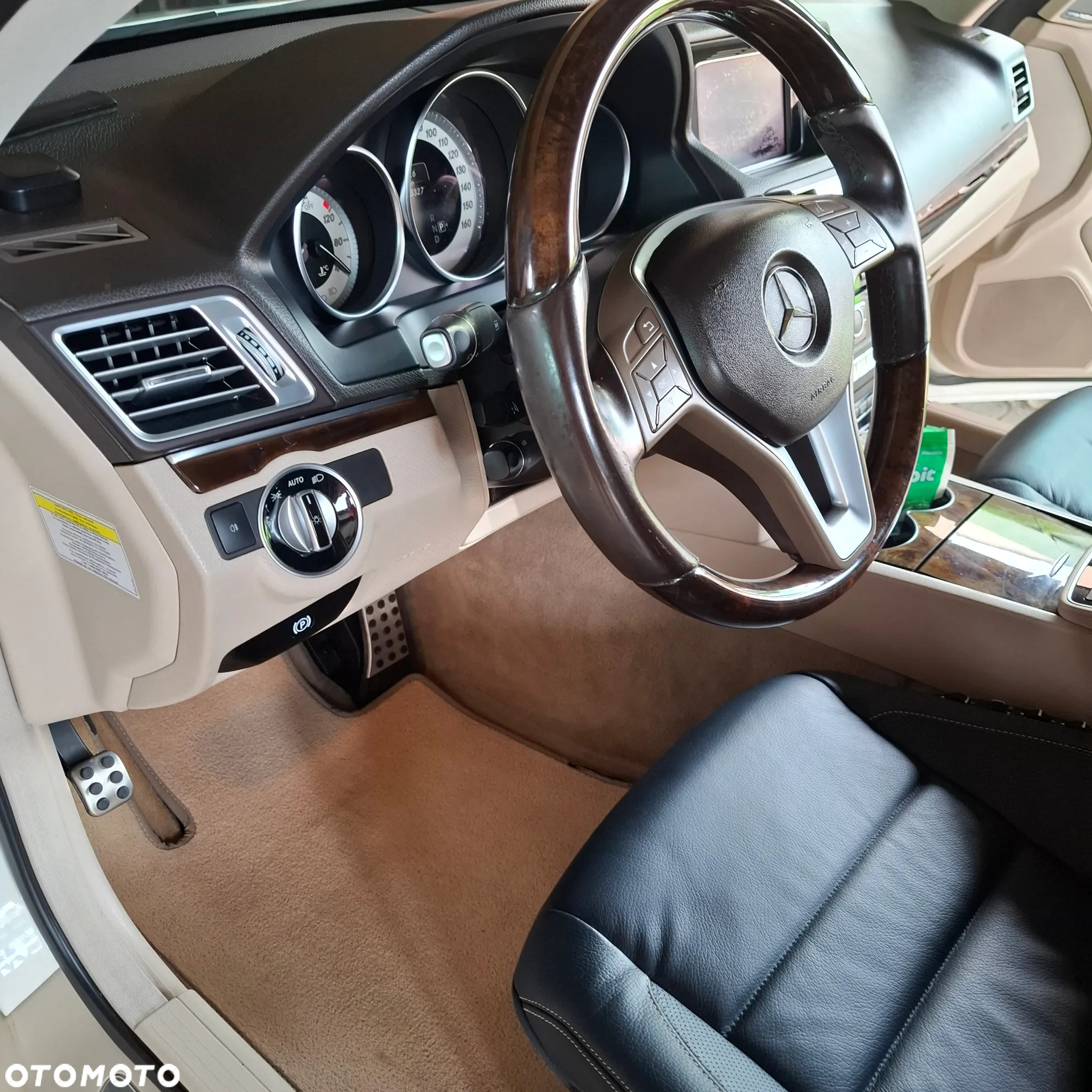 Mercedes-Benz Klasa E 350 - 18