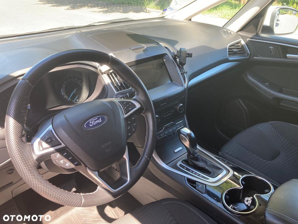 Ford S-Max - 10