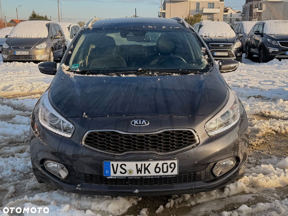 Kia Ceed 1.6 GDI DCT Platinum Edition - 1