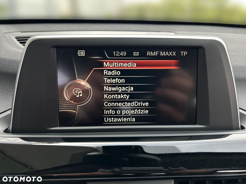 BMW X1 sDrive18i - 17