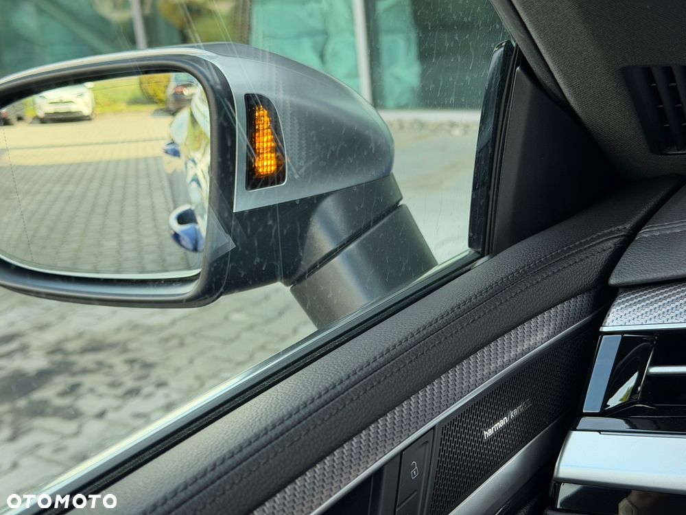 Volkswagen Arteon 2.0 TSI 4Motion R DSG - 33