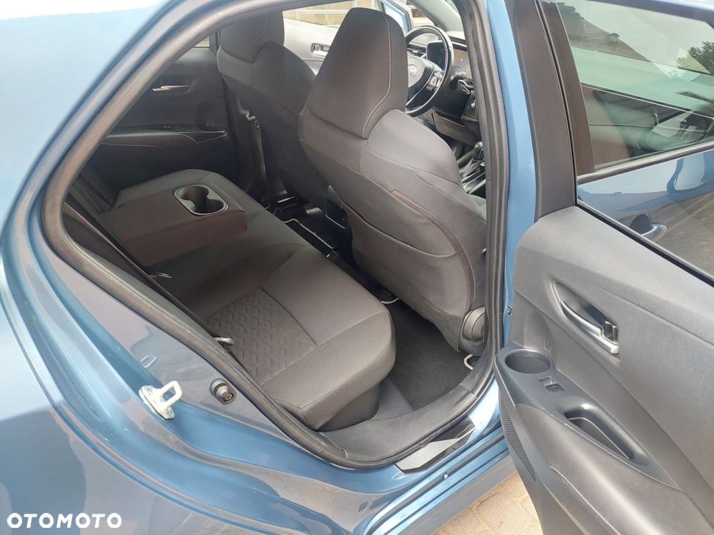 Toyota Corolla 1.8 Hybrid Executive - 16