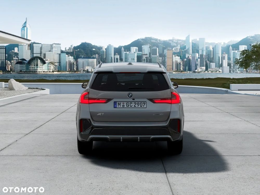 BMW X1 sDrive18i M Sport - 5