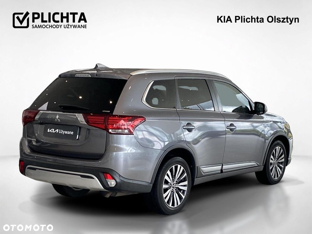 Mitsubishi Outlander - 6