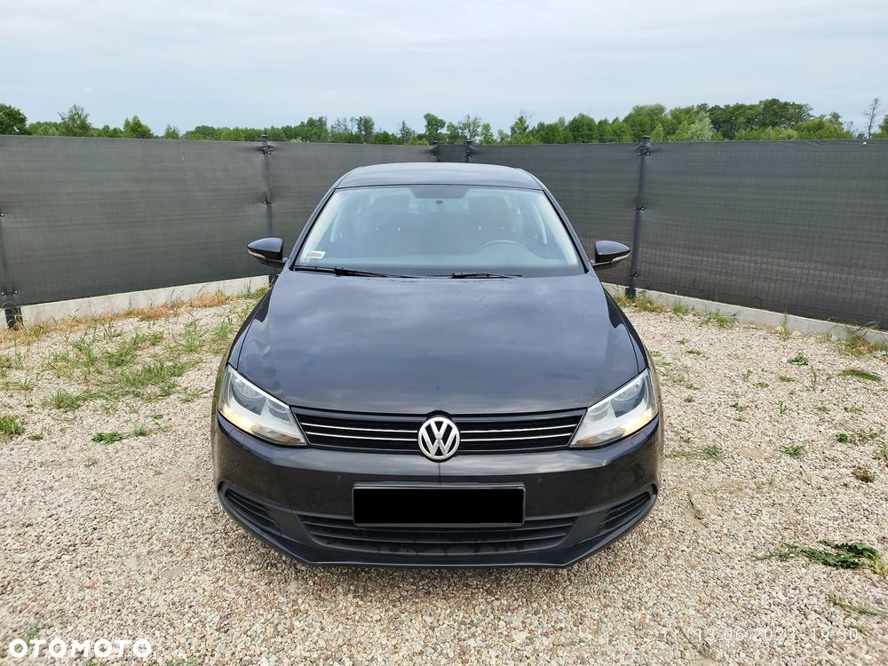 Volkswagen Jetta 1.2 TSI Comfortline - 4
