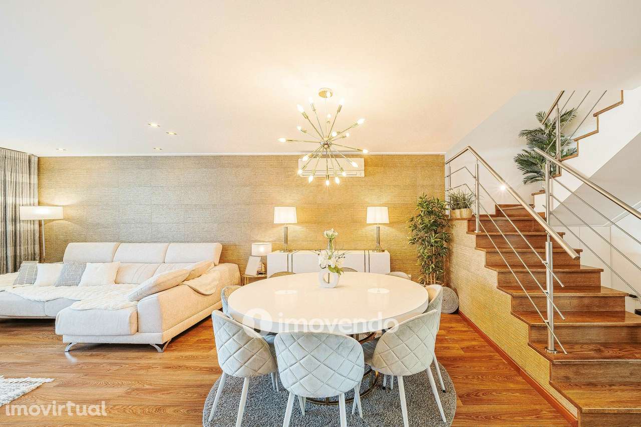 Apartamento T4 Duplex, com estacionamento e arrecadação, no Barreiro - Grande imagem: 5/58