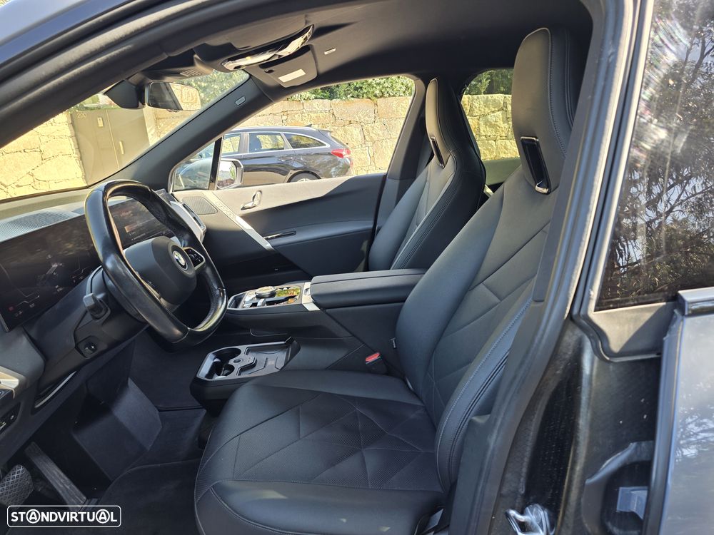 BMW iX xDrive40 - 19