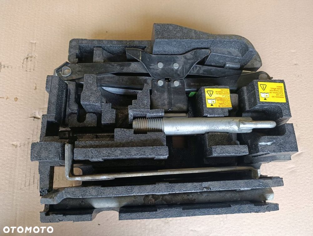 RENAULT MASTER III 3 ZESTAW NAPRAWCZY STYROPIAN 8200729741D - 1