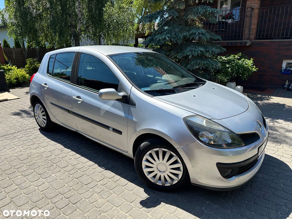 Renault Clio - 5