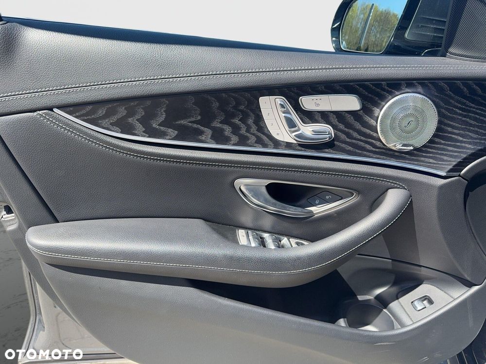 Mercedes-Benz Klasa E 220 d 4-Matic AMG - 17
