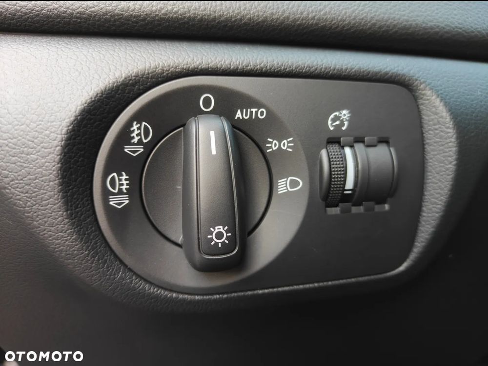 Audi Q3 2.0 TDI Edycja Specjalna - 32