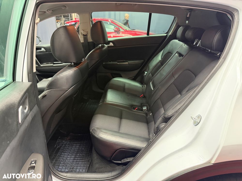 Kia Sportage 2.0 DSL 6AT 4x4 Style - 13