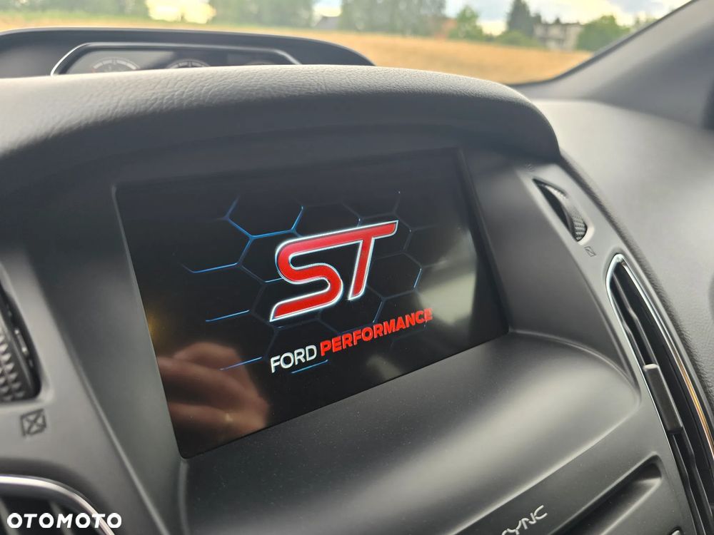 Ford Focus - 18