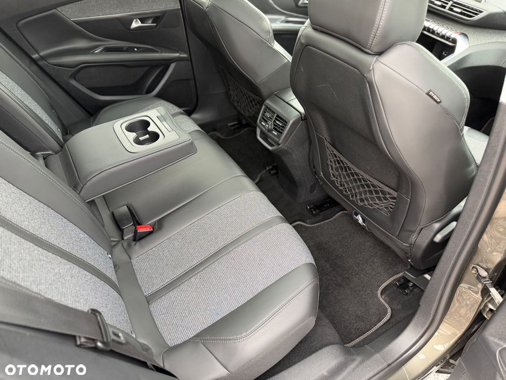 Peugeot 3008 BlueHDi 120 Stop & Start EAT6 Allure - 28