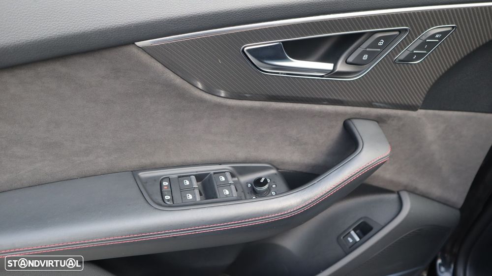 Audi RS Q8 4.0 TFSI quattro Tiptronic - 19