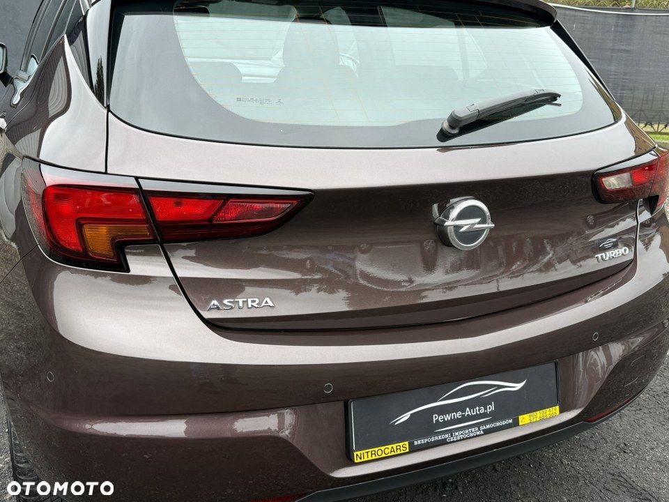 Opel Astra 1.4 Turbo Innovation - 11