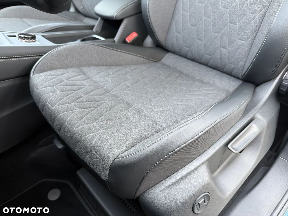 Volkswagen Tayron 1.5 eTSI mHEV Life Plus DSG - 13