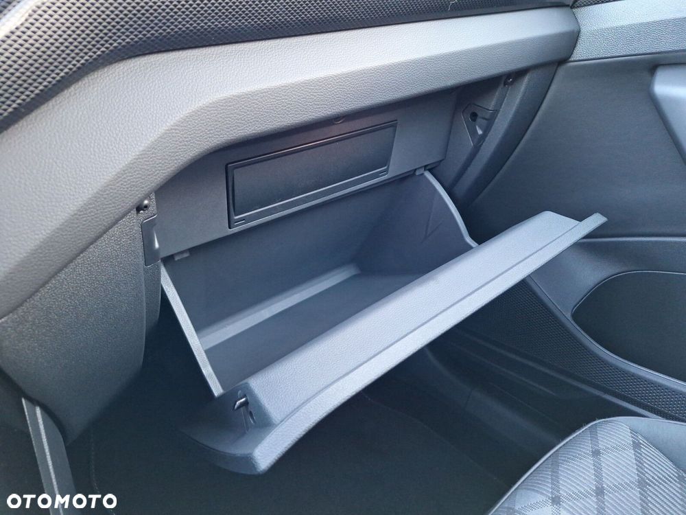 Volkswagen T-Cross - 22