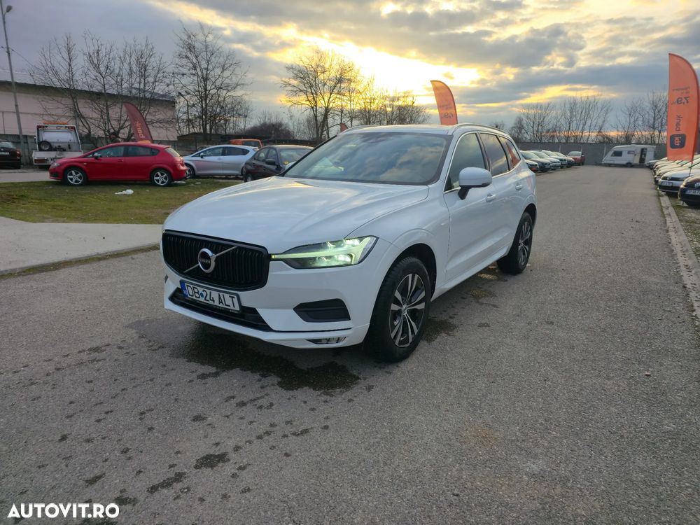 Volvo XC 60 B4 MHEV AT8 FWD Momentum - 21