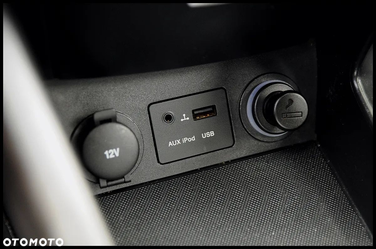 Kia Ceed - 33