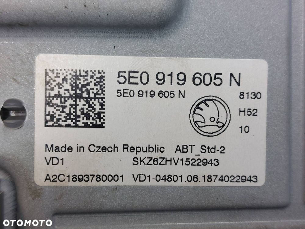 RADIO ODTWARZACZ  SKODA OCTAVIA III LIFT 5E0919605N - 4