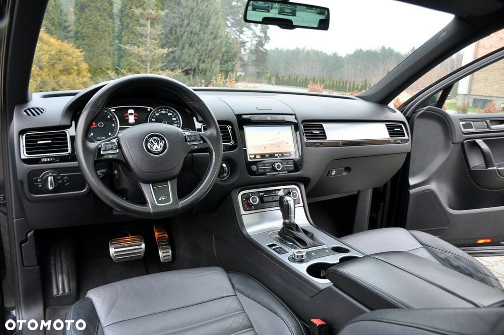 Volkswagen Touareg - 32