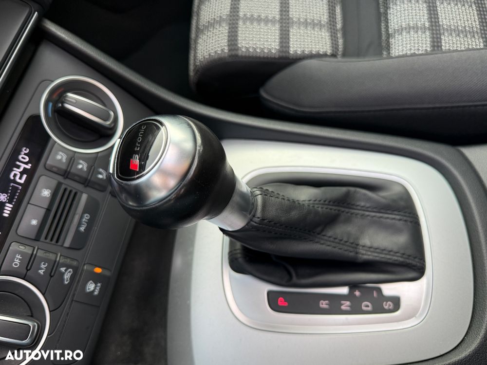 Audi Q3 2.0 TDI Quattro Stronic Design - 15