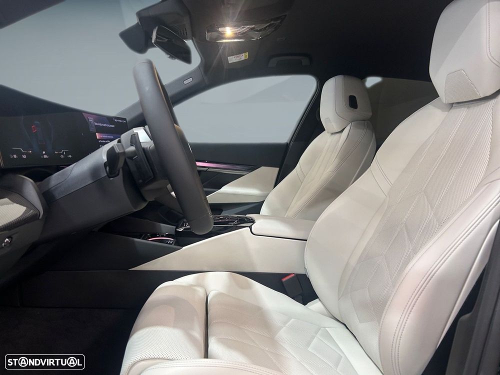 BMW i5 eDrive40 Pack Desportivo M - 11