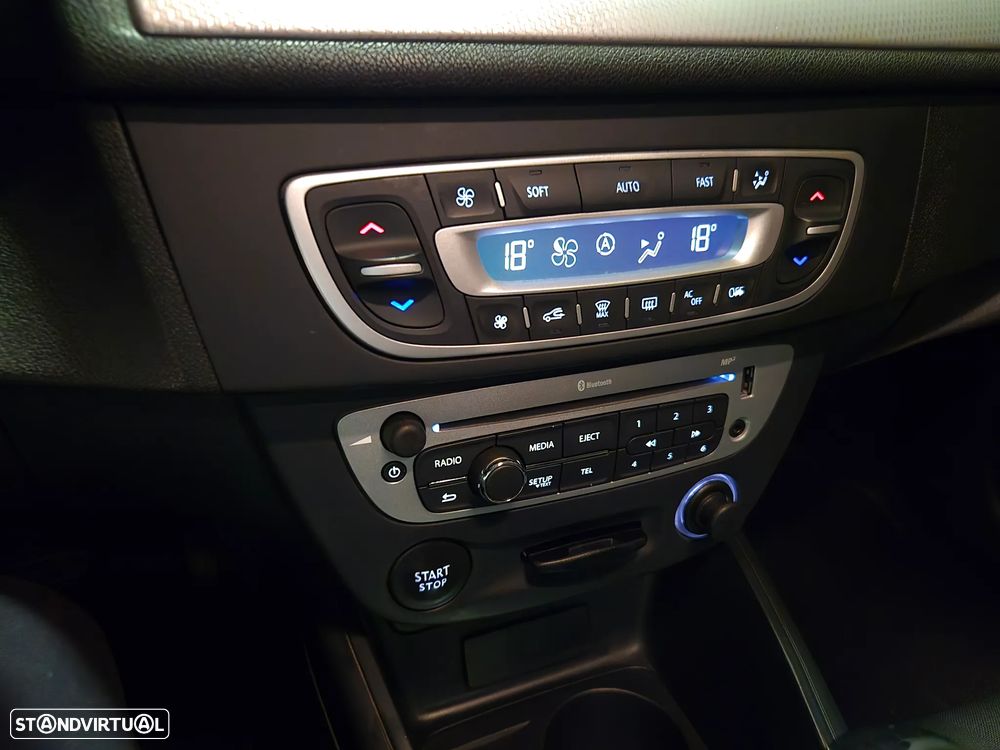 Renault Mégane Sport Tourer ENERGY dCi 110 Start & Stopp Dynamique - 19
