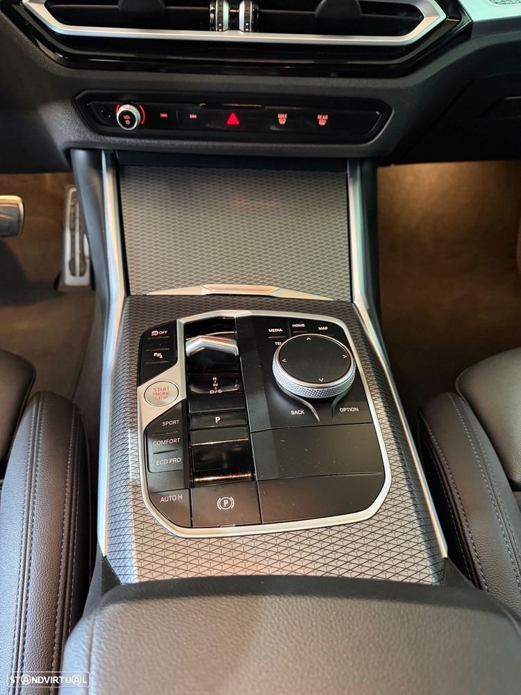 BMW 320 d Pack M Auto - 18