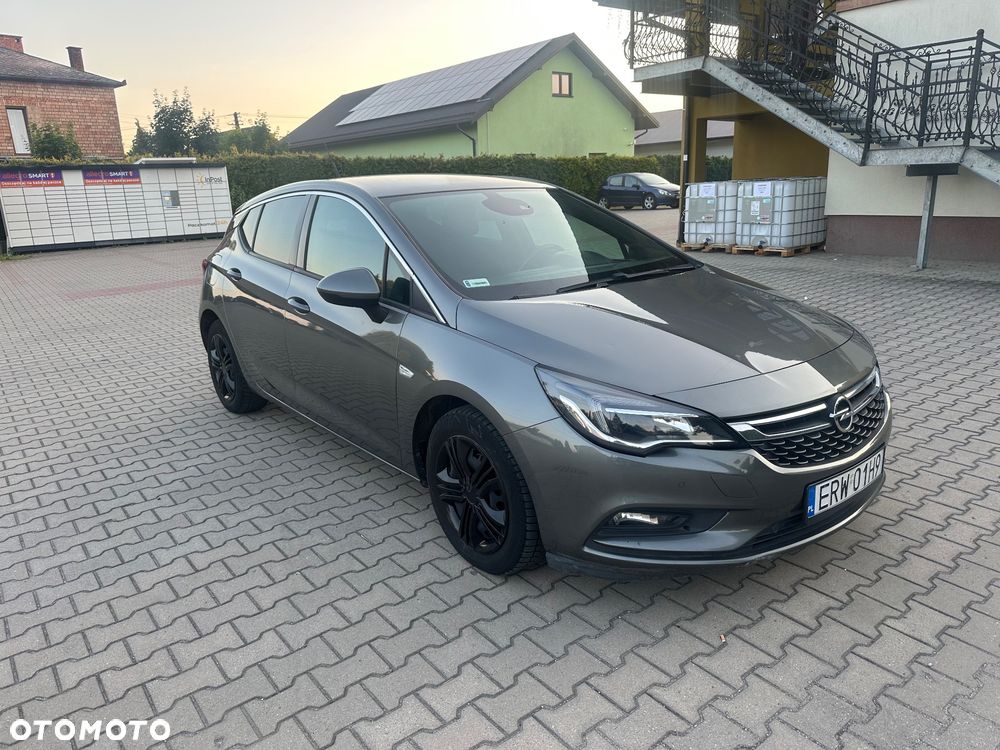 Opel Astra 1.4 T Elite - 9