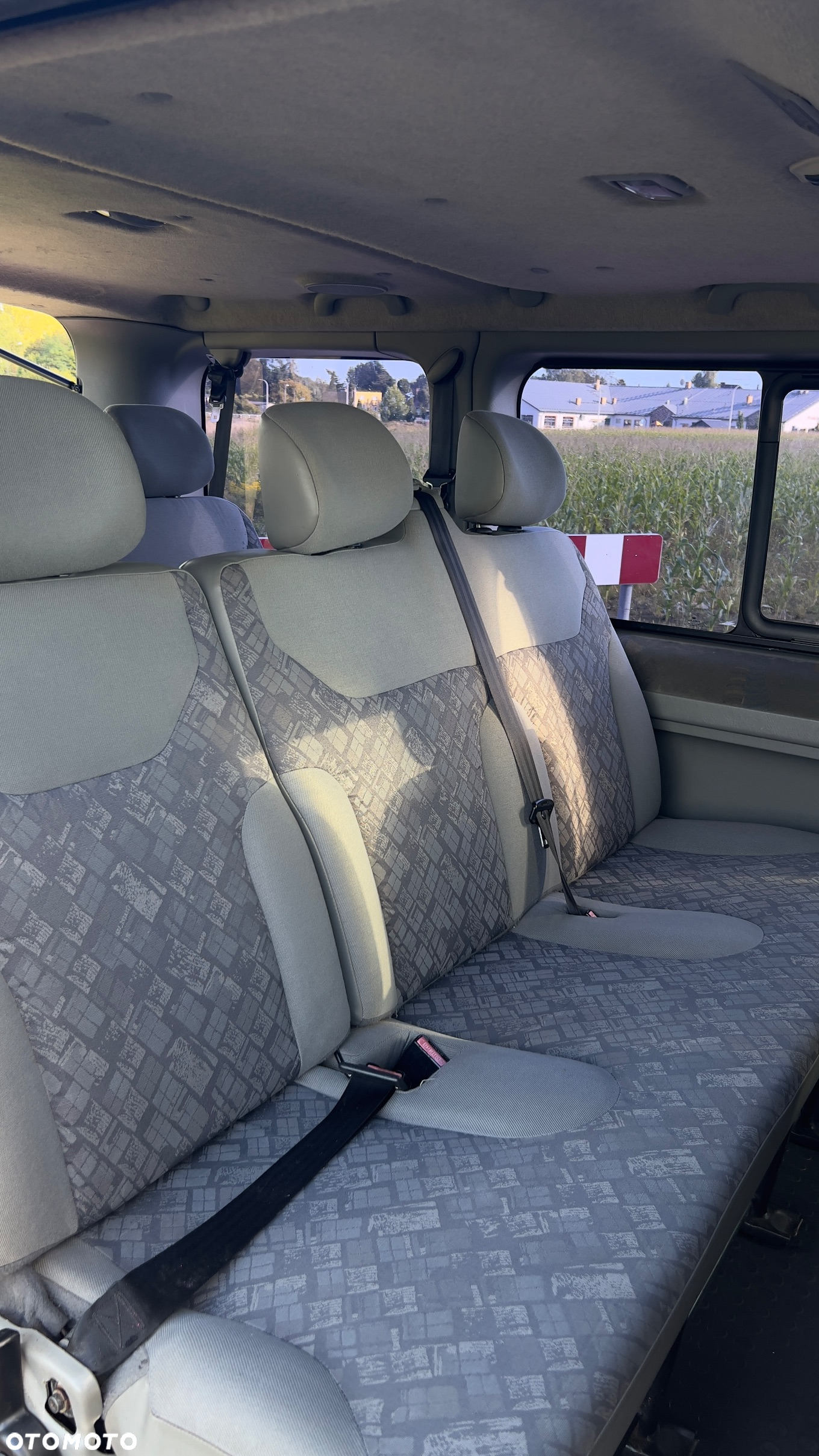 Renault Trafic dCi Passenger - 16