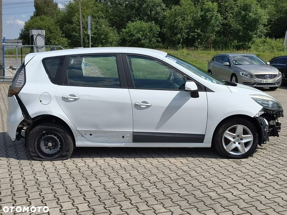 Renault Scenic - 8